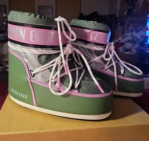 ICON LOW SPACE RACING MOON BOOTS~NEWEST RELEASE•GREEN/PINK/SILVER!NEW IN BOX